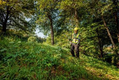Будкрам купить Аккумуляторная садовая коса FSB 36-18 LTX BL 40 (601611850), без акб  Аккумуляторная садовая коса FSB 36-18 LTX BL 40 (601611850), без акб  14