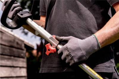 Будкрам купить Аккумуляторная коса с D-образной рукояткой RTD 18 LTX BL 30, без акб(601720850) Аккумуляторная коса с D-образной рукояткой RTD 18 LTX BL 30, без акб(601720850) 7