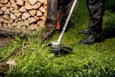 Будкрам купить Аккумуляторная коса с D-образной рукояткой RTD 18 LTX BL 30, без акб(601720850) Аккумуляторная коса с D-образной рукояткой RTD 18 LTX BL 30, без акб(601720850) 4