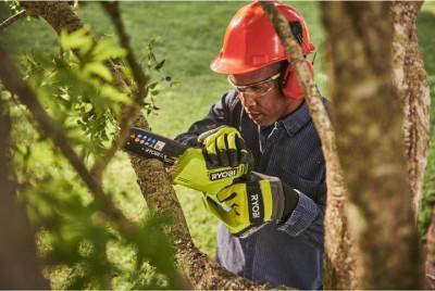 Будкрам купити Ryobi Пила ланцюгова акумуляторна RY18PSX15A-0, шина 15см, ONE+ 18В, безщіткова,(без АКБ та ЗП) Ryobi Пила ланцюгова акумуляторна RY18PSX15A-0, шина 15см, ONE+ 18В, безщіткова,(без АКБ та ЗП) 7