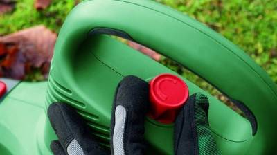 Будкрам купить Воздуходувка-пылесос Bosch UniversalGardenTidy 3000 Воздуходувка-пылесос Bosch UniversalGardenTidy 3000 2