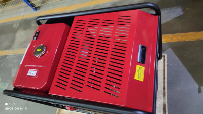 Будкрам купить Генераторная установка SC15000DE бензин 12кВт 230В/400В SENCI Генераторная установка SC15000DE бензин 12кВт 230В/400В SENCI 7