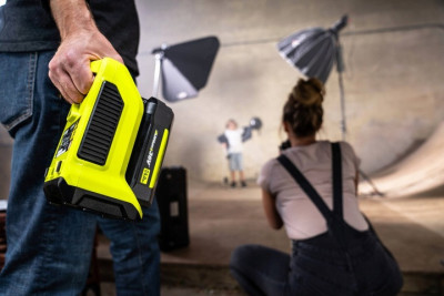 Будкрам купить Инвертор напряжения аккумуляторный Ryobi RY36BI300A-0, MAX POWER 36В, 220В, 300Вт/ 500Вт пиковая, (без АКБ и ЗУ) Инвертор напряжения аккумуляторный Ryobi RY36BI300A-0, MAX POWER 36В, 220В, 300Вт/ 500Вт пиковая, (без АКБ и ЗУ) 7