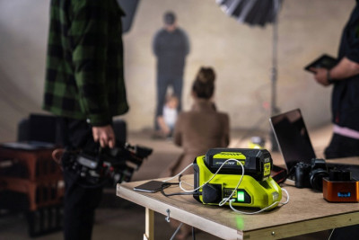 Будкрам купить Инвертор напряжения аккумуляторный Ryobi RY36BI300A-0, MAX POWER 36В, 220В, 300Вт/ 500Вт пиковая, (без АКБ и ЗУ) Инвертор напряжения аккумуляторный Ryobi RY36BI300A-0, MAX POWER 36В, 220В, 300Вт/ 500Вт пиковая, (без АКБ и ЗУ) 3