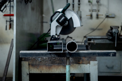 Будкрам купить Монтажна пила Metabo CS 22-355 (601786000) Монтажна пила Metabo CS 22-355 (601786000) 3