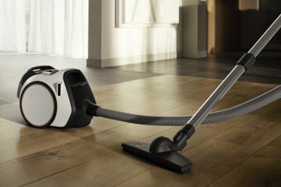 Будкрам купить Miele Пылесос контейнерный, 890Вт, сухая уборка, конт пыль -1л, белый Miele Пылесос контейнерный, 890Вт, сухая уборка, конт пыль -1л, белый 12