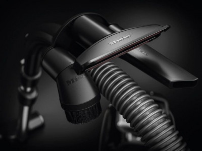 Будкрам купить Miele Пылесос контейнерный, 890Вт, сухая уборка, конт пыль -1л, черный Miele Пылесос контейнерный, 890Вт, сухая уборка, конт пыль -1л, черный 9