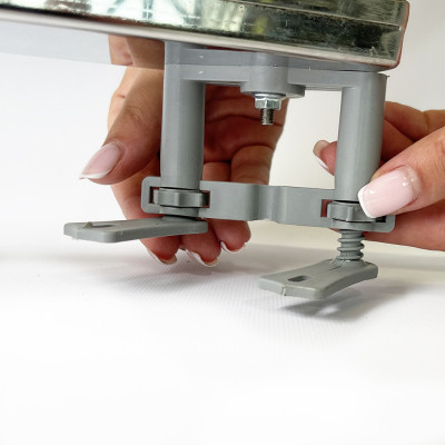 Будкрам купити Душовий трап CLASSIC LEGAL 60 см, горизонтальний, поворотний сифон, з гідрозатвором, грати хвиля Sanpreis Душовий трап CLASSIC LEGAL 60 см, горизонтальний, поворотний сифон, з гідрозатвором, грати хвиля Sanpreis 3