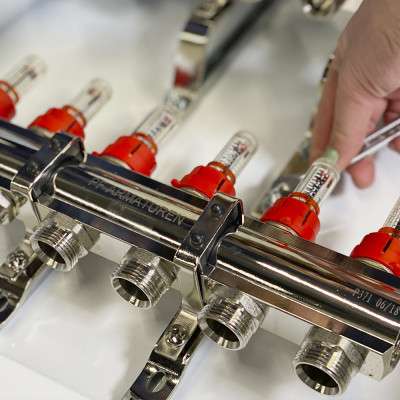 Будкрам купити Колекторна група з витратомірами та термостатичними клапанами, латунь, 1"×3/4" 6 контурів Profactor Колекторна група з витратомірами та термостатичними клапанами, латунь, 1"×3/4" 6 контурів Profactor 5