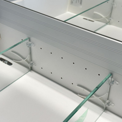 Будкрам купити Дзеркальна шафа LOW з LED підсвічуванням 74х50х14 см Alterna Дзеркальна шафа LOW з LED підсвічуванням 74х50х14 см Alterna 4