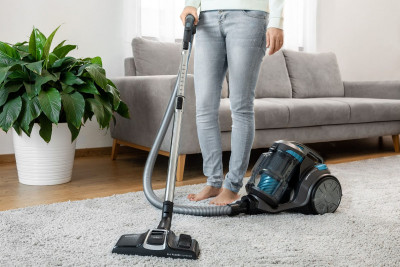 Будкрам купити Sencor Пилосос контейнерний, 700Вт, конт пил -3,5л, НЕРА, чорно-синій Sencor Пилосос контейнерний, 700Вт, конт пил -3,5л, НЕРА, чорно-синій 5