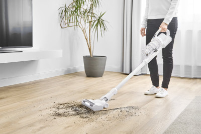 Будкрам купити Sencor Пилосос безпровідний, 550Вт, конт пил -0,5л, автон. робота до 70хв, НЕРА, підсвітка, турбо щітка, білий Sencor Пилосос безпровідний, 550Вт, конт пил -0,5л, автон. робота до 70хв, НЕРА, підсвітка, турбо щітка, білий 20