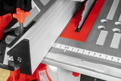 Будкрам купити Пила торцювально-циркулярна Holzmann TK 305 Пила торцювально-циркулярна Holzmann TK 305 8