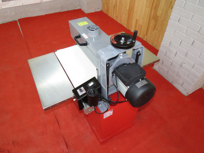 Будкрам купити Барабанно-шліфувальний верстат Holzmann ZS 560U Барабанно-шліфувальний верстат Holzmann ZS 560U 9