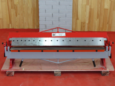 Будкрам купити Листозгинальний верстат Holzmann AKM 1220 Листозгинальний верстат Holzmann AKM 1220 3