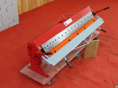 Будкрам купити Листозгинальний верстат Holzmann AKM 1220 Листозгинальний верстат Holzmann AKM 1220 5