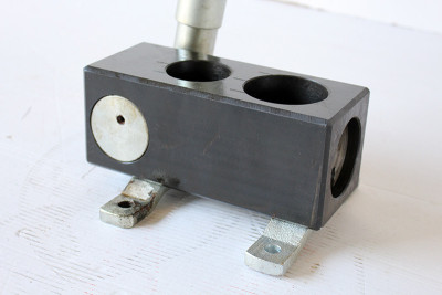 Будкрам купити Верстат для вирубки сідловин Holzmann RAM 61 Верстат для вирубки сідловин Holzmann RAM 61 5