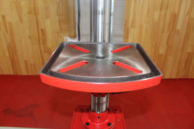 Будкрам купити Свердлильний верстат Holzmann SB 4116HM Свердлильний верстат Holzmann SB 4116HM 7