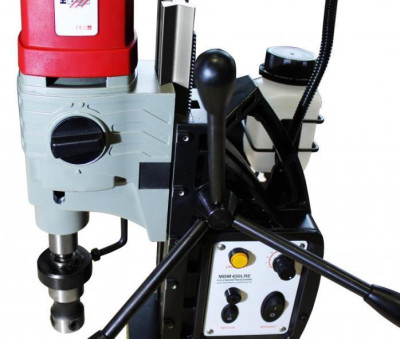 Будкрам купити Магнітний дриль Holzmann MBM 600LRE Магнітний дриль Holzmann MBM 600LRE 4