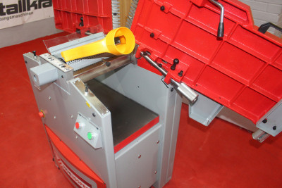 Будкрам купити Фугувально-рейсмусовий верстат Holzmann HOB 305PRO Фугувально-рейсмусовий верстат Holzmann HOB 305PRO 4