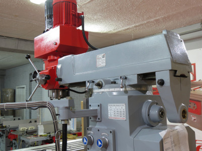 Будкрам купити Фрезерний верстат Holzmann BF 1000DDRO Фрезерний верстат Holzmann BF 1000DDRO 9