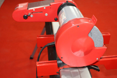 Будкрам купити Точильно-шліфувальний верстат Holzmann DSM 100200B Точильно-шліфувальний верстат Holzmann DSM 100200B 6