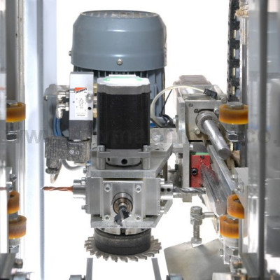 Будкрам купити Фрезерний верстат з ЧПУ Robland BM 3000 Фрезерний верстат з ЧПУ Robland BM 3000 6