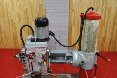 Будкрам купити Радіально-свердлильний верстат металу Нолзманн Z3032X7P Радіально-свердлильний верстат металу Нолзманн Z3032X7P 3