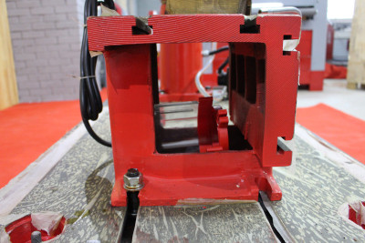 Будкрам купити Радіально-свердлильний верстат металу Нолзманн Z3032X7P Радіально-свердлильний верстат металу Нолзманн Z3032X7P 8