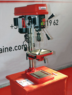 Будкрам купити Свердлильний верстат по металу Holzmann SB 162VN Свердлильний верстат по металу Holzmann SB 162VN 3