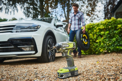 Будкрам купить Гайковерт ударный Ryobi ONE+ R18iW7-0 18В 1/2' з-х скоростн. 270Нм (без АКБ и ЗУ) Гайковерт ударный Ryobi ONE+ R18iW7-0 18В 1/2' з-х скоростн. 270Нм (без АКБ и ЗУ) 4