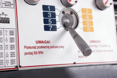 Будкрам купить Универсальный токарный станок CORMAK 410x1000 Универсальный токарный станок CORMAK 410x1000 7