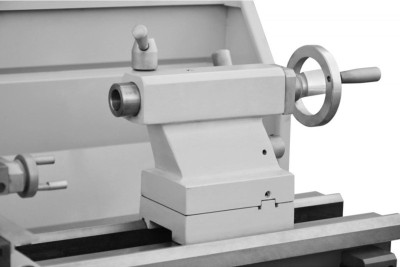 Будкрам купити Універсальний токарний верстат CORMAK 310x900 (TU3109V) Універсальний токарний верстат CORMAK 310x900 (TU3109V) 6