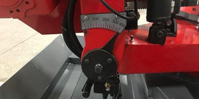 Будкрам купить Полуавтоматическая ленточная пила по металлу Karmetal KDG 400x580 Полуавтоматическая ленточная пила по металлу Karmetal KDG 400x580 3