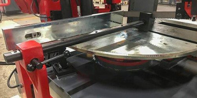 Будкрам купить Полуавтоматическая ленточная пила по металлу Karmetal KDG 400x580 Полуавтоматическая ленточная пила по металлу Karmetal KDG 400x580 6