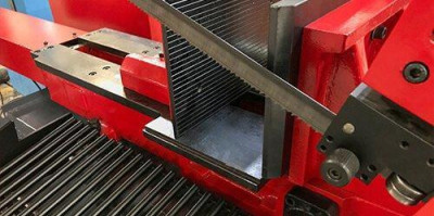 Будкрам купить Полуавтоматическая ленточная пила по металлу Karmetal KSA 300x400 Полуавтоматическая ленточная пила по металлу Karmetal KSA 300x400 6