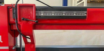 Будкрам купить Полуавтоматическая ленточная пила по металлу Karmetal KSA 500x650 Полуавтоматическая ленточная пила по металлу Karmetal KSA 500x650 3