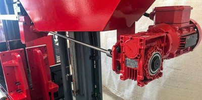 Будкрам купить Полуавтоматическая ленточная пила по металлу Karmetal KSA 500x650 Полуавтоматическая ленточная пила по металлу Karmetal KSA 500x650 10