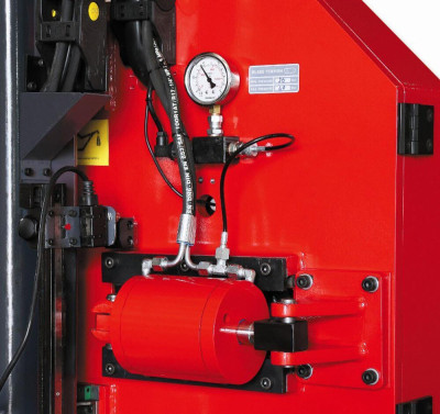 Будкрам купить Полуавтоматическая двухколонная ленточная пила по металлу Karmetal KSA 600x800 Полуавтоматическая двухколонная ленточная пила по металлу Karmetal KSA 600x800 2