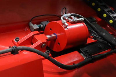 Будкрам купить Автоматическая ленточная пила по металлу с ЧПУ Karmetal ULTRA 300x300 Автоматическая ленточная пила по металлу с ЧПУ Karmetal ULTRA 300x300 6