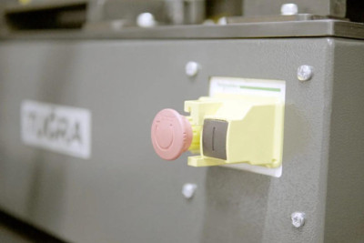 Будкрам купити Горизонтальний стрічковий шліфувальний верстат Tugra Makina HBG 58 Горизонтальний стрічковий шліфувальний верстат Tugra Makina HBG 58 4