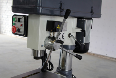 Будкрам купити Настільний свердлильний верстат CORMAK W25 Настільний свердлильний верстат CORMAK W25 3