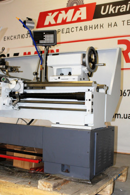 Будкрам купити Токарно-гвинторізний верстат CORMAK CJ6250YC 500X1500 Токарно-гвинторізний верстат CORMAK CJ6250YC 500X1500 3