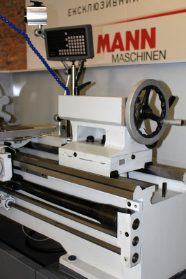 Будкрам купити Токарно-гвинторізний верстат CORMAK CJ6250YC 500X1500 Токарно-гвинторізний верстат CORMAK CJ6250YC 500X1500 4