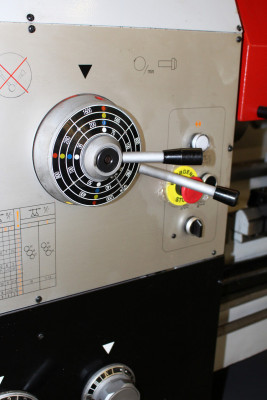 Будкрам купити Токарно-гвинторізний верстат CORMAK CJ6250YC 500X1500 Токарно-гвинторізний верстат CORMAK CJ6250YC 500X1500 8