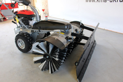 Будкрам купити Підмітальна машина Lumag KM1000 (комплект 3в1) Підмітальна машина Lumag KM1000 (комплект 3в1) 10