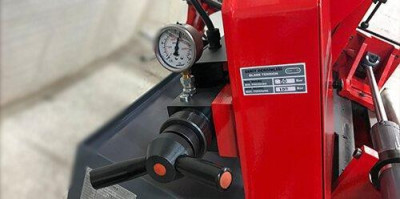 Будкрам купить Полуавтоматическая ленточная пила по металлу Karmetal KDG 300x500 Полуавтоматическая ленточная пила по металлу Karmetal KDG 300x500 6