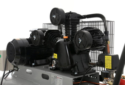 Будкрам купити Компресор масляний трициліндровий TAGRED TA309X Компресор масляний трициліндровий TAGRED TA309X 5