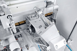 Будкрам купити Кромкооблицювальний верстат Robland KM 550 Кромкооблицювальний верстат Robland KM 550 4