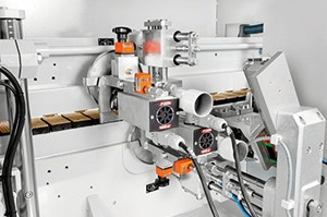 Будкрам купити Кромкооблицювальний верстат Robland KM 550 Кромкооблицювальний верстат Robland KM 550 7